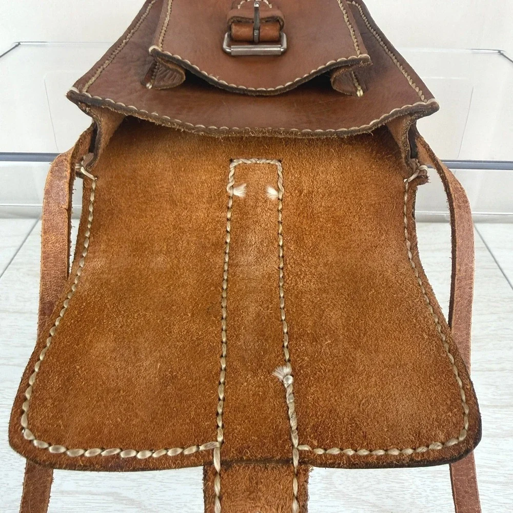 Vintage 70s Handmade Boho Brown Leather Buckle Crossbody Purse Trail Bag Patina